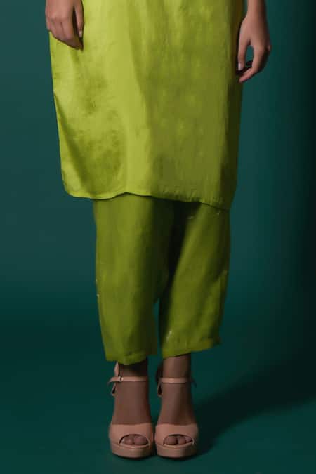 Buy Priti Prashant Green Silk, Tissue Lace V-neck Riaa Embroidered Kaftan Kurta And Pant Set Online at Aza Fashions Buy_Priti Prashant_Green Silk, Tissue Lace V-neck Riaa Embroidered Kaftan Kurta And Pant Set _Online_at_Aza_Fashions