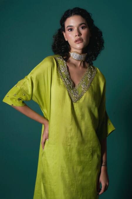 Priti Prashant Green Silk, Tissue Lace V-neck Riaa Embroidered Kaftan Kurta And Pant Set at Aza Fashions Priti Prashant_Green Silk, Tissue Lace V-neck Riaa Embroidered Kaftan Kurta And Pant Set _at_Aza_Fashions
