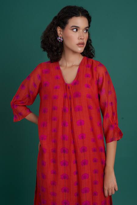 Shop Priti Prashant Red Cotton, Silk Embroidery V-neck Juana Floral Print Kurta And Pant Set Online at Aza Fashions Shop_Priti Prashant_Red Cotton, Silk Embroidery V-neck Juana Floral Print Kurta And Pant Set _Online_at_Aza_Fashions
