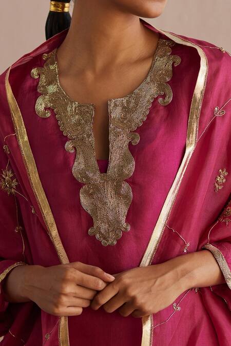 Buy_Weaver Story_Pink Organza Sequins, Gota Patti, Embroidery Meheroo Nalki Kurta Pant Set 