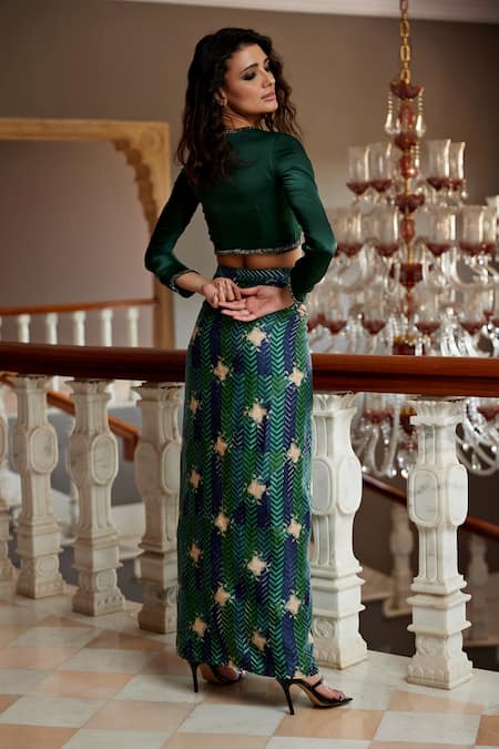 Amrood Keyhole Neckline Top & Chevron Skirt Set For Kids