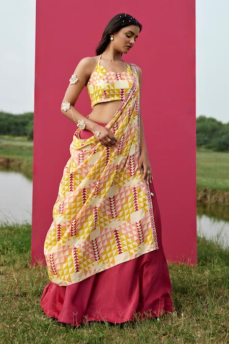 Amrood Geometric Print Blouse Lehenga Set 