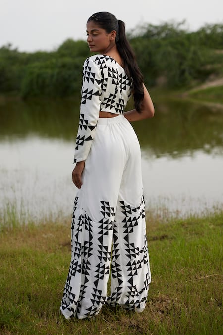 Shop Amrood White Taffeta One Shoulder Prism Magic Print Top With Pant at Aza Fashions Shop_Amrood_White Taffeta One Shoulder Prism Magic Print Top With Pant _at_Aza_Fashions