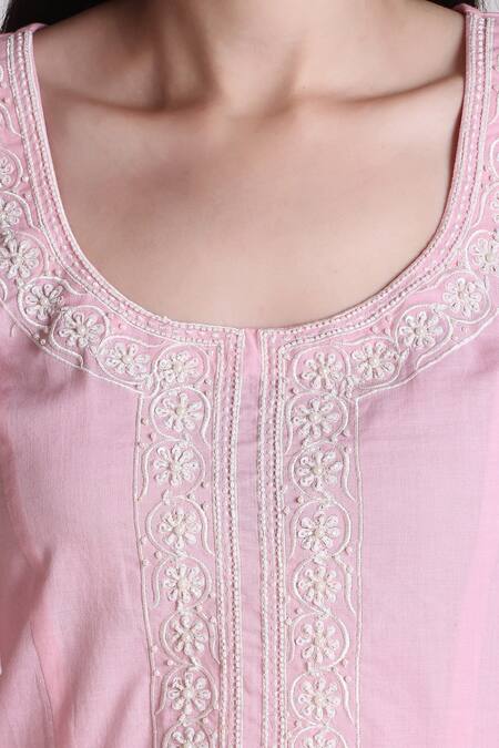Tashee Pink Cotton Pearls, Lace Scoop Neck Bloom Embroidered Kurta With Pant at Aza Fashions Tashee_Pink Cotton Pearls, Lace Scoop Neck Bloom Embroidered Kurta With Pant _at_Aza_Fashions