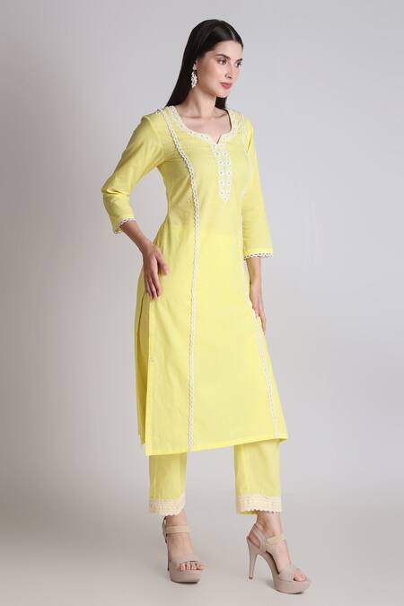 Tashee Yellow Cotton, Organza Pearls, Embroidery Scoop Neck Flora Kurta Pant Set at Aza Fashions Tashee_Yellow Cotton, Organza Pearls, Embroidery Scoop Neck Flora Kurta Pant Set _at_Aza_Fashions