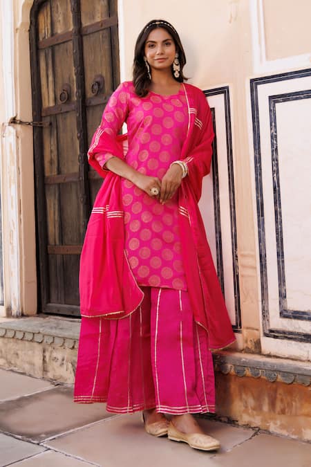 Buy_Geroo Jaipur_Pink Silk, Chiffon Embroidery, Gota Patti Round Floral Woven Kurta Sharara Set _Online_at_Aza_Fashions