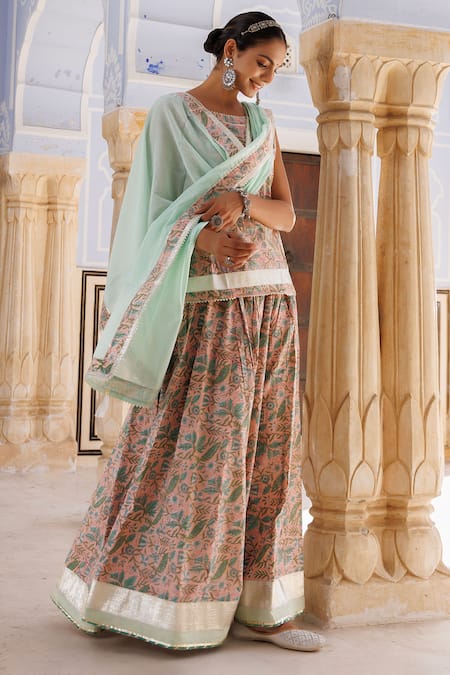 Buy_Geroo Jaipur_Peach Cotton Embroidery, Gota Patti Boat Floral Hand Block Print Kurta Skirt Set _Online_at_Aza_Fashions