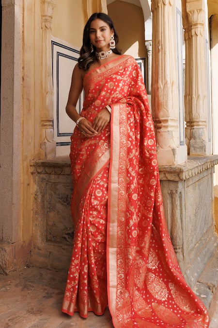 Geroo Jaipur Floral Woven Saree With Unstitched Blouse Piece 