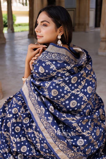 Geroo Jaipur Blue Denim Zari, Embroidery Flower Woven Saree With Unstitched Blouse Piece at Aza Fashions Geroo Jaipur_Blue Denim Zari, Embroidery Flower Woven Saree With Unstitched Blouse Piece _at_Aza_Fashions