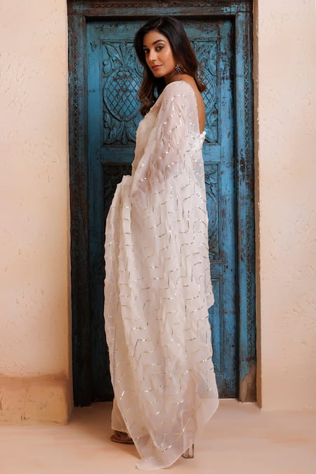 Shop Geroo Jaipur White Chiffon, Crepe Gota Patti Embroidered Saree With Unstitched Blouse Piece at Aza Fashions Shop_Geroo Jaipur_White Chiffon, Crepe Gota Patti Embroidered Saree With Unstitched Blouse Piece _at_Aza_Fashions