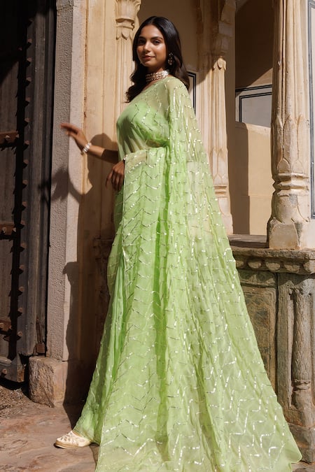 Geroo Jaipur_Green Chiffon, Crepe Gota Chevron Embroidered Saree With Unstitched Blouse Piece_at_Aza_Fashions