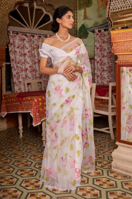 Geroo Jaipur White Saree Chiffon Hand Painted And Embellished With Unstitched Blouse Piece