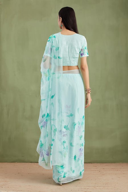Shop Geroo Jaipur Green Chiffon, Jacquard Bloom Hand Painted Saree With Unstitched Blouse Piece at Aza Fashions Shop_Geroo Jaipur_Green Chiffon, Jacquard Bloom Hand Painted Saree With Unstitched Blouse Piece _at_Aza_Fashions