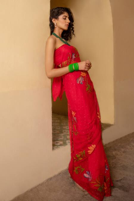 Geroo Jaipur_Red Chiffon, Jacquard Flower Hand Painted Saree With Unstitched Blouse Piece _at_Aza_Fashions