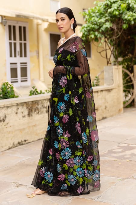 Buy_Geroo Jaipur_Black Chiffon, Botanical Hand Painted Saree With Unstitched Blouse Piece _Online_at_Aza_Fashions