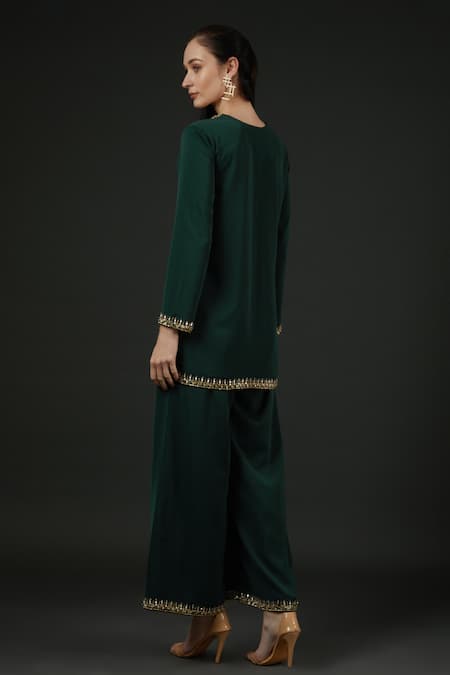 Shop Vedika Soni Green Satin Sequins, Cut Work V-neck Neckline Embroidered Kurta And Palazzo Set at Aza Fashions Shop_Vedika Soni_Green Satin Sequins, Cut Work V-neck Neckline Embroidered Kurta And Palazzo Set _at_Aza_Fashions