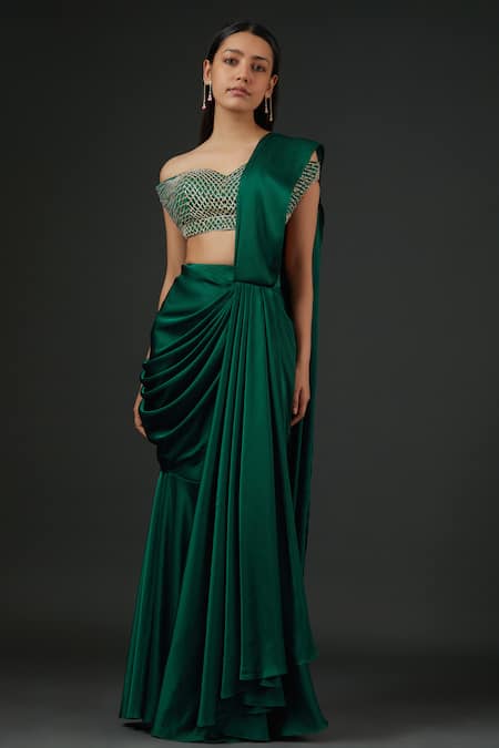 Vedika Soni Emerald Green Satin Embroidery Sequin Sweetheart Pre-draped Saree With Blouse 