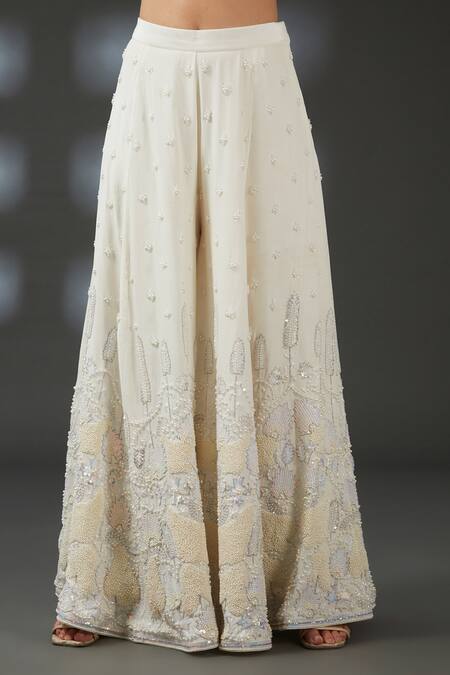 Vedika Soni_Ivory Crepe Embroidery Sequin Sweetheart Neck Blouse Sharara Set _Online_at_Aza_Fashions