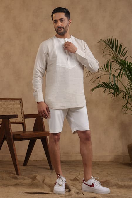 Buy online Black Silk Blend Kurta Pyjama Ethnic Wear Set from Clothing for  Men by Fashion Fricks for ₹729 at 76% off | 2024 Limeroad.com