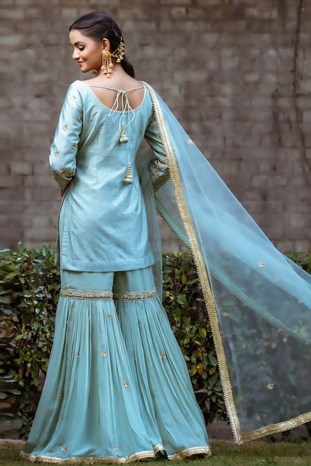 Sangeeta Swati Zardozi Embroidered Kurta Set 