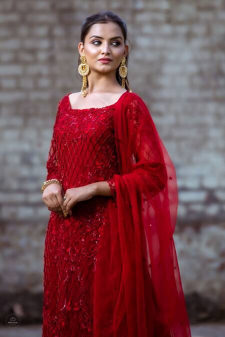 Shop Sangeeta Swati Maroon Crepe, Chiffon Pearls, Sequins, Embroidery Checkered Kurta Gharara Set Online at Aza Fashions Shop_Sangeeta Swati_Maroon Crepe, Chiffon Pearls, Sequins, Embroidery Checkered Kurta Gharara Set _Online_at_Aza_Fashions