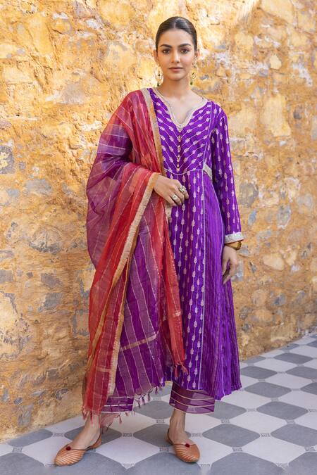 Myaara Purple Silk, Cotton, Organza Sequins, Zari Split Foliage Pattern Kurta Pant Set Online at Aza Fashions Myaara_Purple Silk, Cotton, Organza Sequins, Zari Split Foliage Pattern Kurta Pant Set _Online_at_Aza_Fashions
