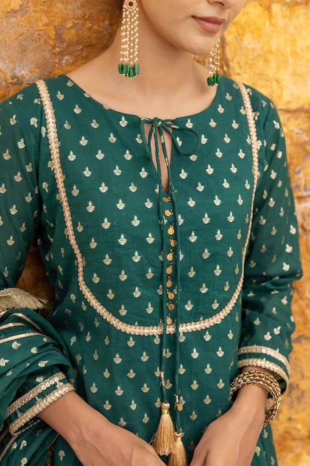 Shop_Myaara_Green Chanderi, Cotton, Organza Sequins, Zari, Floral Butti Anarkali Pant Set _Online_at_Aza_Fashions