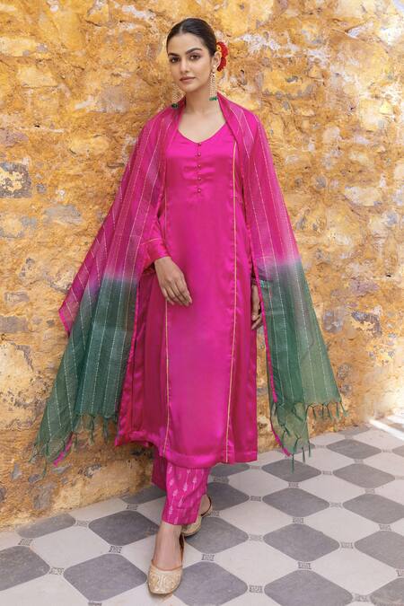 Myaara Fuchsia Satin, Silk, Organza, Viscose Sequins, Gota Patti, Work Kurta Pant Set Online at Aza Fashions Myaara_Fuchsia Satin, Silk, Organza, Viscose Sequins, Gota Patti, Work Kurta Pant Set _Online_at_Aza_Fashions