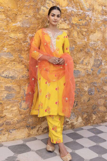Myaara_Yellow , Viscose, Organza, Floral Blossom Pattern Kurta Pant Set _Online_at_Aza_Fashions