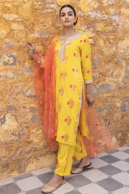 Buy_Myaara_Yellow , Viscose, Organza, Floral Blossom Pattern Kurta Pant Set _Online_at_Aza_Fashions
