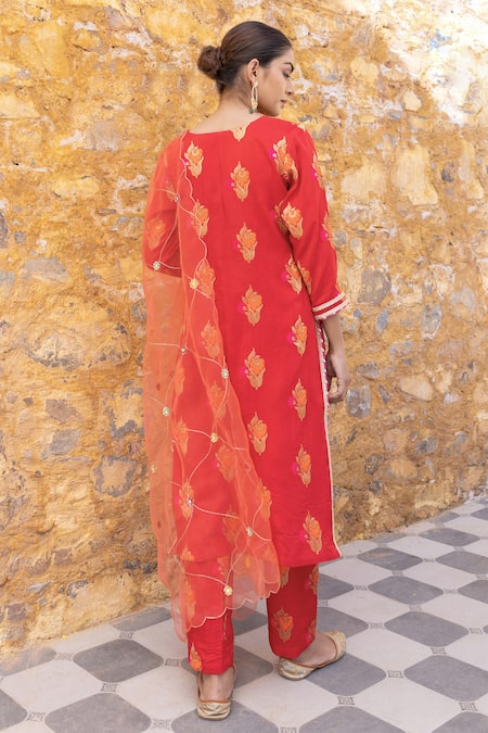 Shop_Myaara_Red Silk, Viscose, Organza Sequins, Zari, Blossom Pattern Kurta Pant Set _at_Aza_Fashions