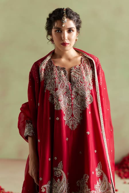 Buy_Mrunalini Rao_Red Silk, Organza Zari Round Neck Kalpa Zardozi Embroidered Anarkali Set _Online_at_Aza_Fashions