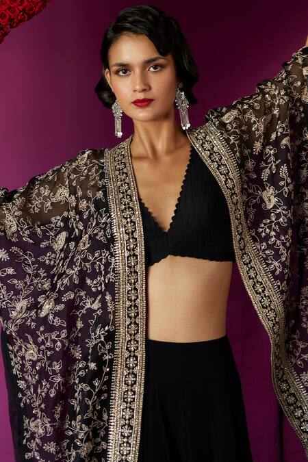 Mrunalini Rao_Black Silk, Chiffon Embroidery V-neck Urvi Resham Cape Skirt Set _Online_at_Aza_Fashions