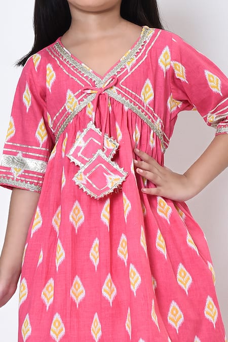 Buy_Petite Pomme_Pink Cotton Gota Patti, Ikat Bloom Motif Print Aliya Cut Kurta With Pant _Online_at_Aza_Fashions
