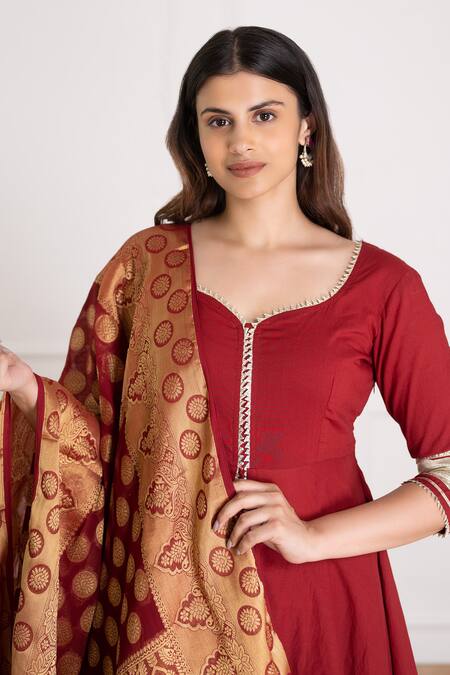 Shop Pheeta Maroon Cotton Woven Gota Patti Work Sharara Set With Banarasi Dupatta Online at Aza Fashions Shop_Pheeta_Maroon Cotton Woven Gota Patti Work Sharara Set With Banarasi Dupatta _Online_at_Aza_Fashions
