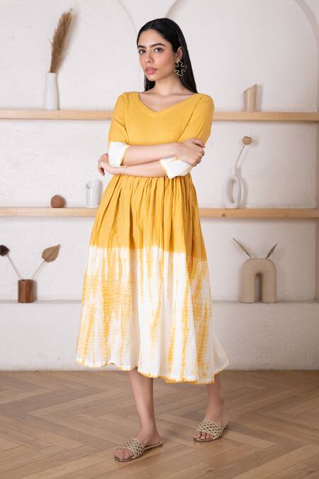 Pheeta Yellow Cotton Shibori V Neck Pattern Dress Online at Aza Fashions Pheeta_Yellow Cotton Shibori V Neck Pattern Dress _Online_at_Aza_Fashions