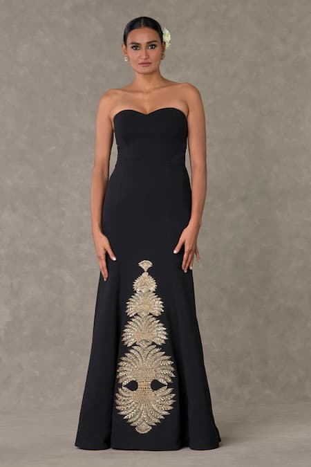 Masaba_Black Georgette, Silk Pearls, Beads Son Chidiya Embroidered Gown And Cape Set _Online_at_Aza_Fashions