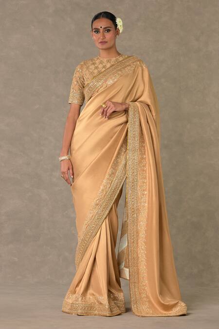 Shop_Masaba_Beige Dupatta - Organza, Saree And Blouse - Dupion Madakalchidiya Border With_Online_at_Aza_Fashions