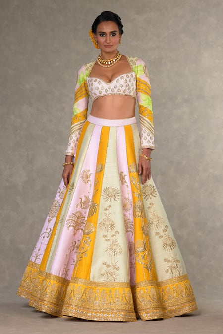 Buy_Masaba_Pink Organza, Silk Tassels, Embroidery Sweetheart Raw Nimbu Mirchi Lehenga Set _Online_at_Aza_Fashions