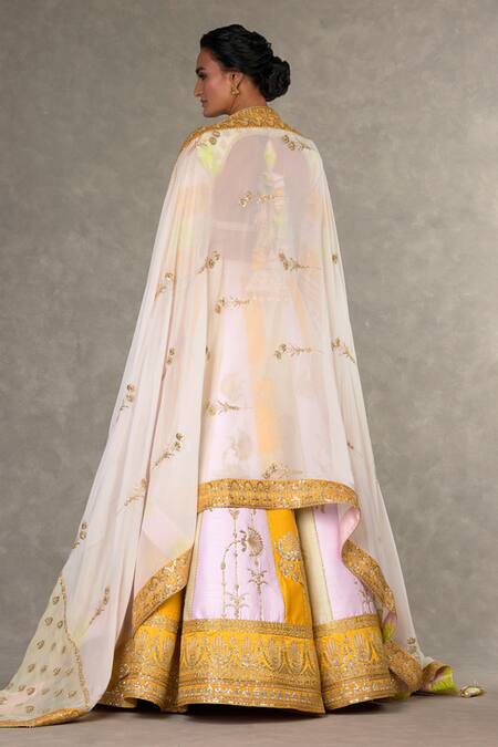 Buy_Masaba_Pink Organza, Silk Tassels, Embroidery Sweetheart Raw Nimbu Mirchi Lehenga Set 