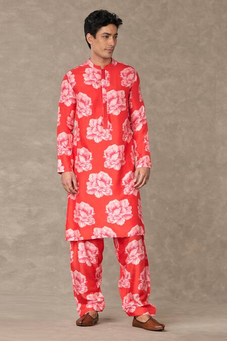 Masaba Red Silk Nurvi Sitara Embroidered Kurta at Aza Fashions Masaba_Red Silk Nurvi Sitara Embroidered Kurta _at_Aza_Fashions