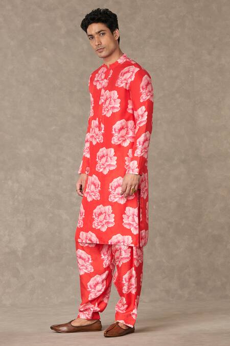 Masaba_Red Silk Embroidery Nurvi Sitara Printed Kurta_at_Aza_Fashions