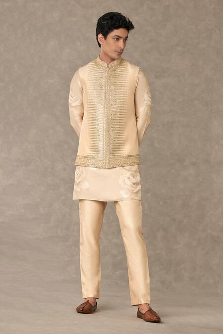 Buy_Masaba_Beige Silk Sequins, Diamonds Trikone Embroidered Bundi_Online_at_Aza_Fashions