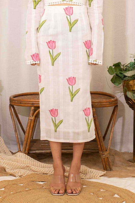 Shop_Kalakaari By Sagarika_White Cotton Sweetheart Neck Tulip Bloom Print Cut Out Top With Pencil Skirt _Online_at_Aza_Fashions