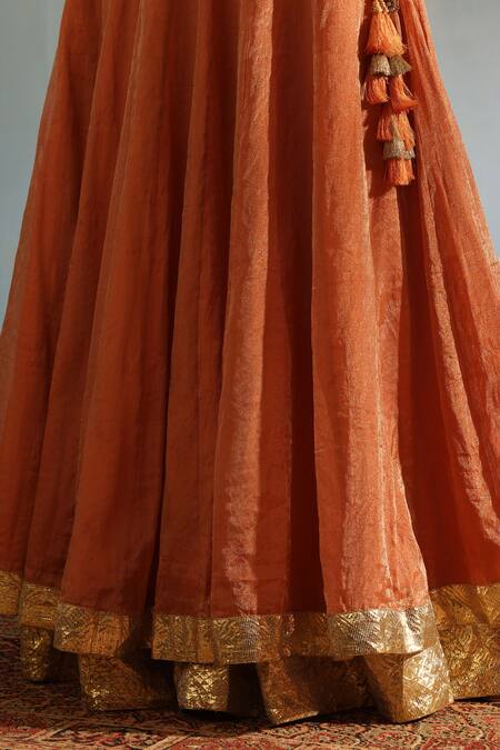 Buy_Weaver Story_Orange Tissue, Silk Embroidery, Lace V-neck Lehenga Sleeveless Blouse Set 
