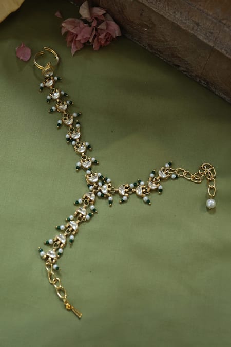 Paisley Pop Kundan Embellished Hathphool 