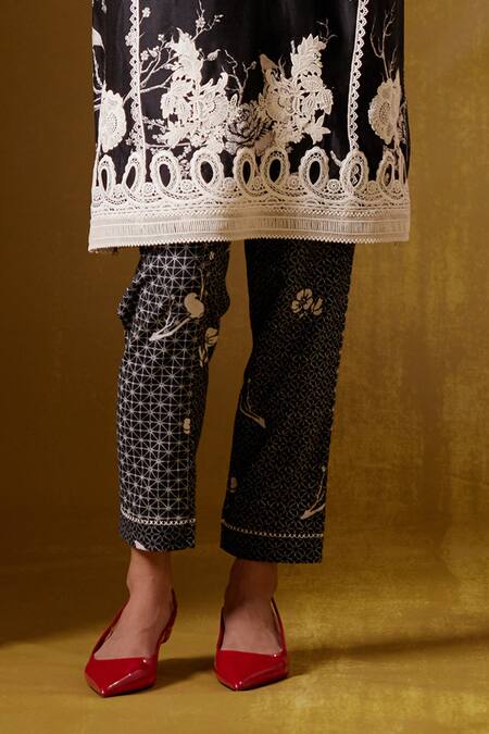 Bunka Black Cotton Satin Isa Botanical Print Pant Online at Aza Fashions Bunka_Black Cotton Satin Isa Botanical Print Pant _Online_at_Aza_Fashions
