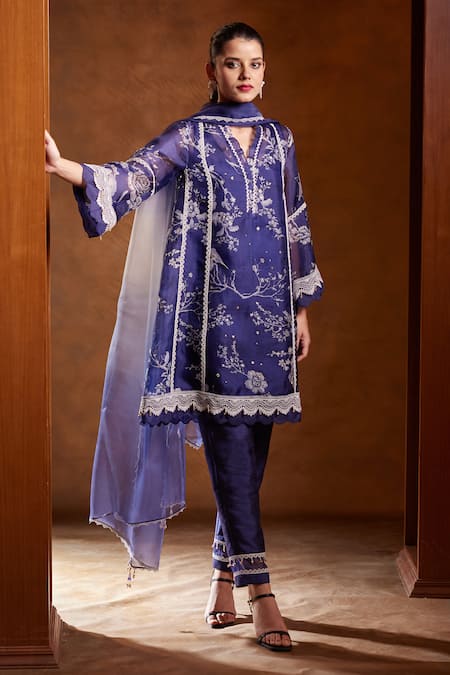 Buy Bunka Blue Organza Lace V-neck Farida Botanical Print Kurta Pant Set Online at Aza Fashions Buy_Bunka_Blue Organza Lace V-neck Farida Botanical Print Kurta Pant Set _Online_at_Aza_Fashions
