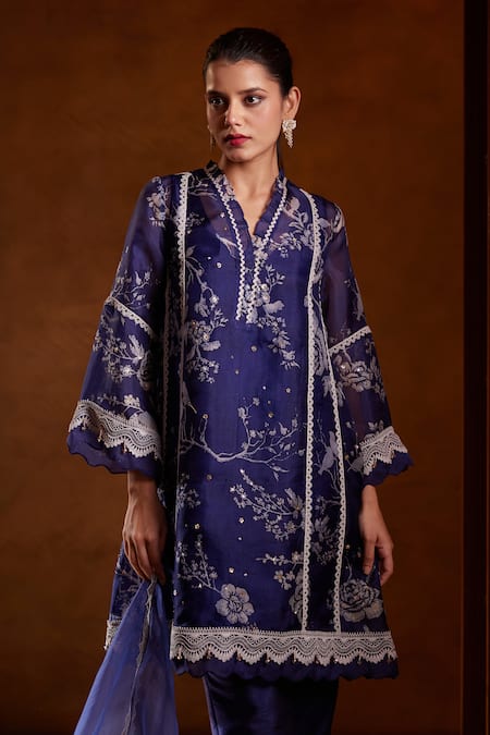 Shop Bunka Blue Organza Lace V-neck Farida Botanical Print Kurta Pant Set Shop_Bunka_Blue Organza Lace V-neck Farida Botanical Print Kurta Pant Set