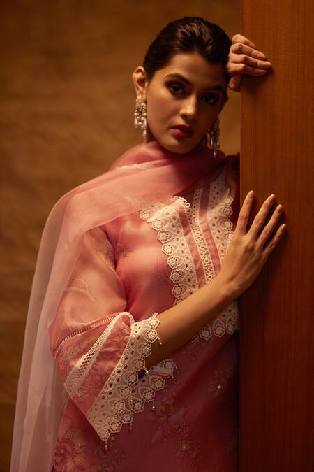 Bunka Pink Organza Lace V-neck Salma Flower Print Kurta Pant Set at Aza Fashions Bunka_Pink Organza Lace V-neck Salma Flower Print Kurta Pant Set _at_Aza_Fashions